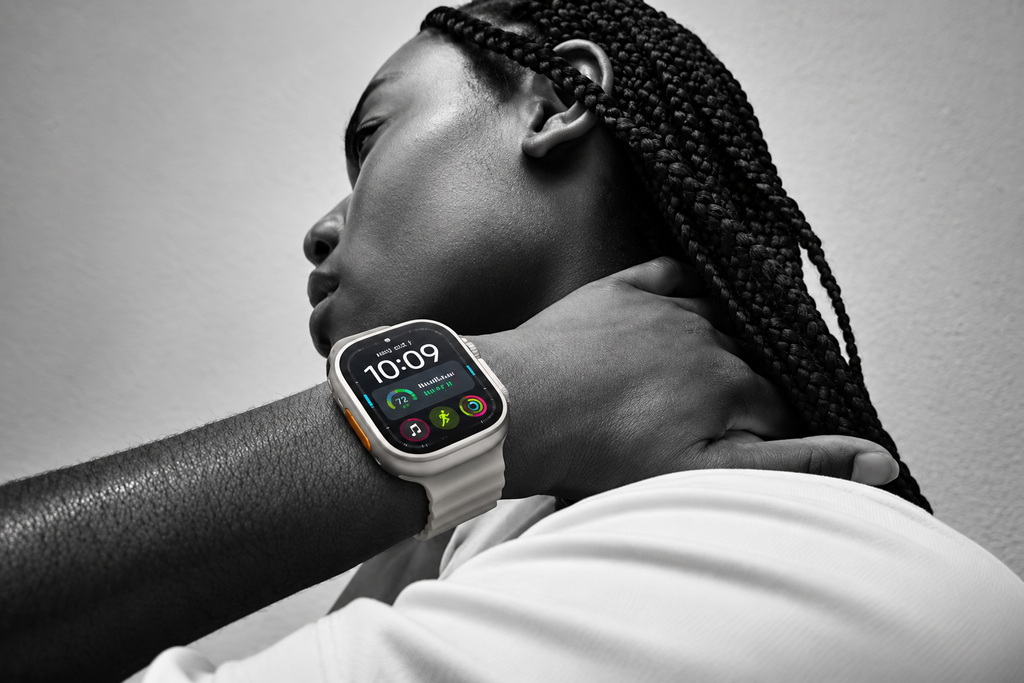 Apple Watch Ultra 4 (GPS + Cellular)
